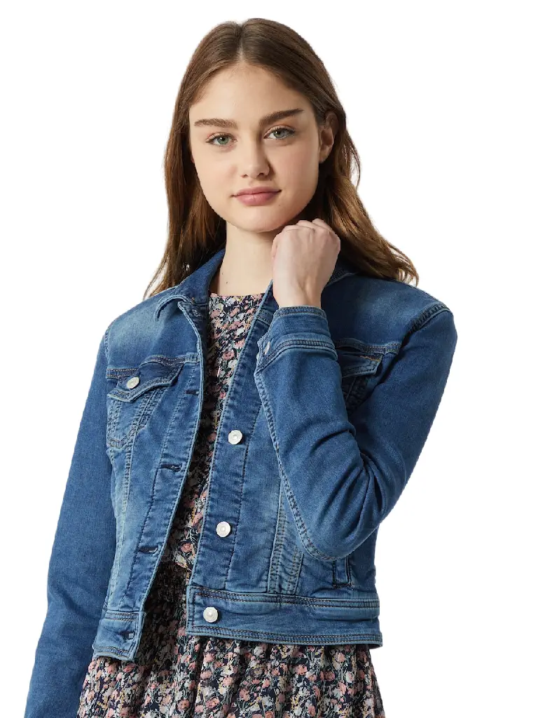 women blue denim jacket