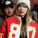 87-Taylor-Swift-Travis-Kelce-Puffer-Jacket