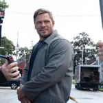 Reacher-S02-Jack-Reacher-Grey-Jacket.