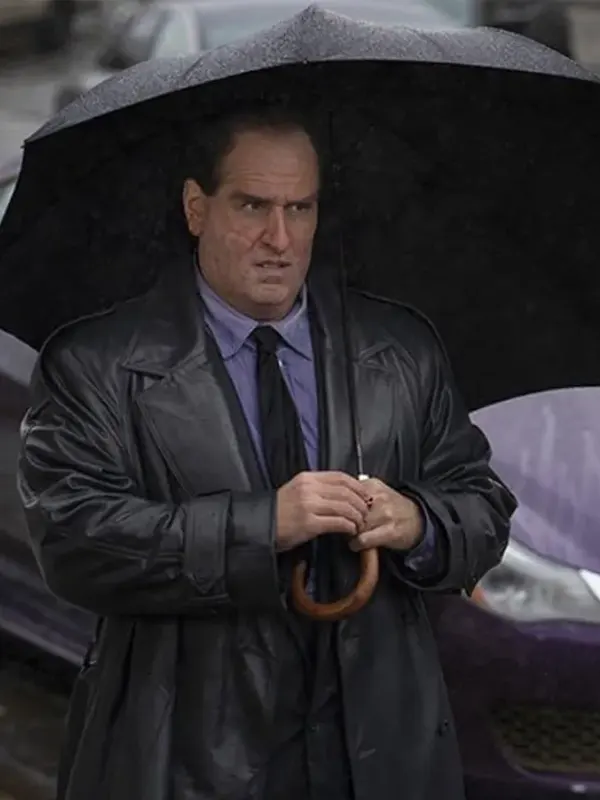 The-Penguin-Oz-Cobb-Black-Coat